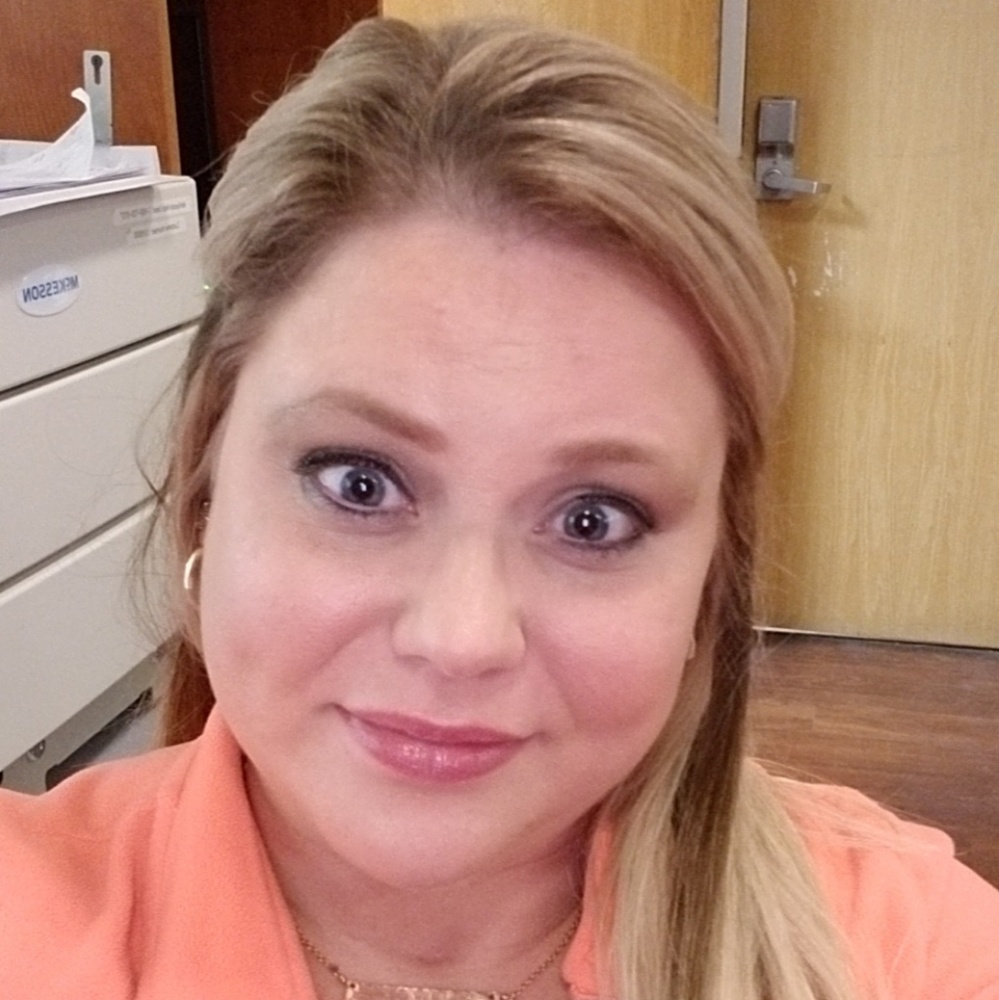 Meet your Posher, Jennifer